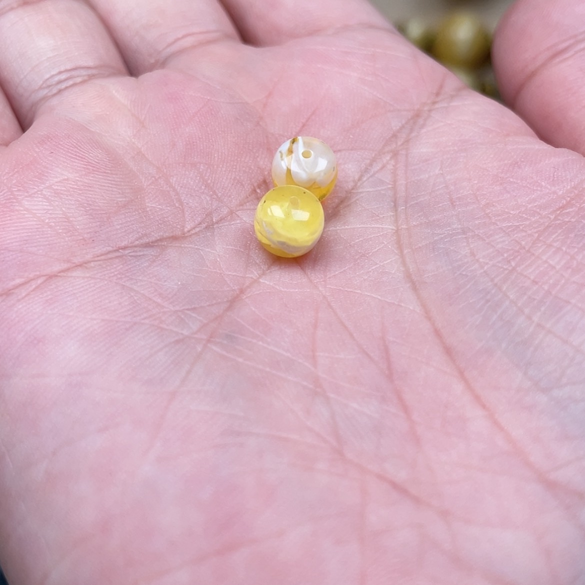 【闪购商品】琥珀裸石未镶嵌吊**当