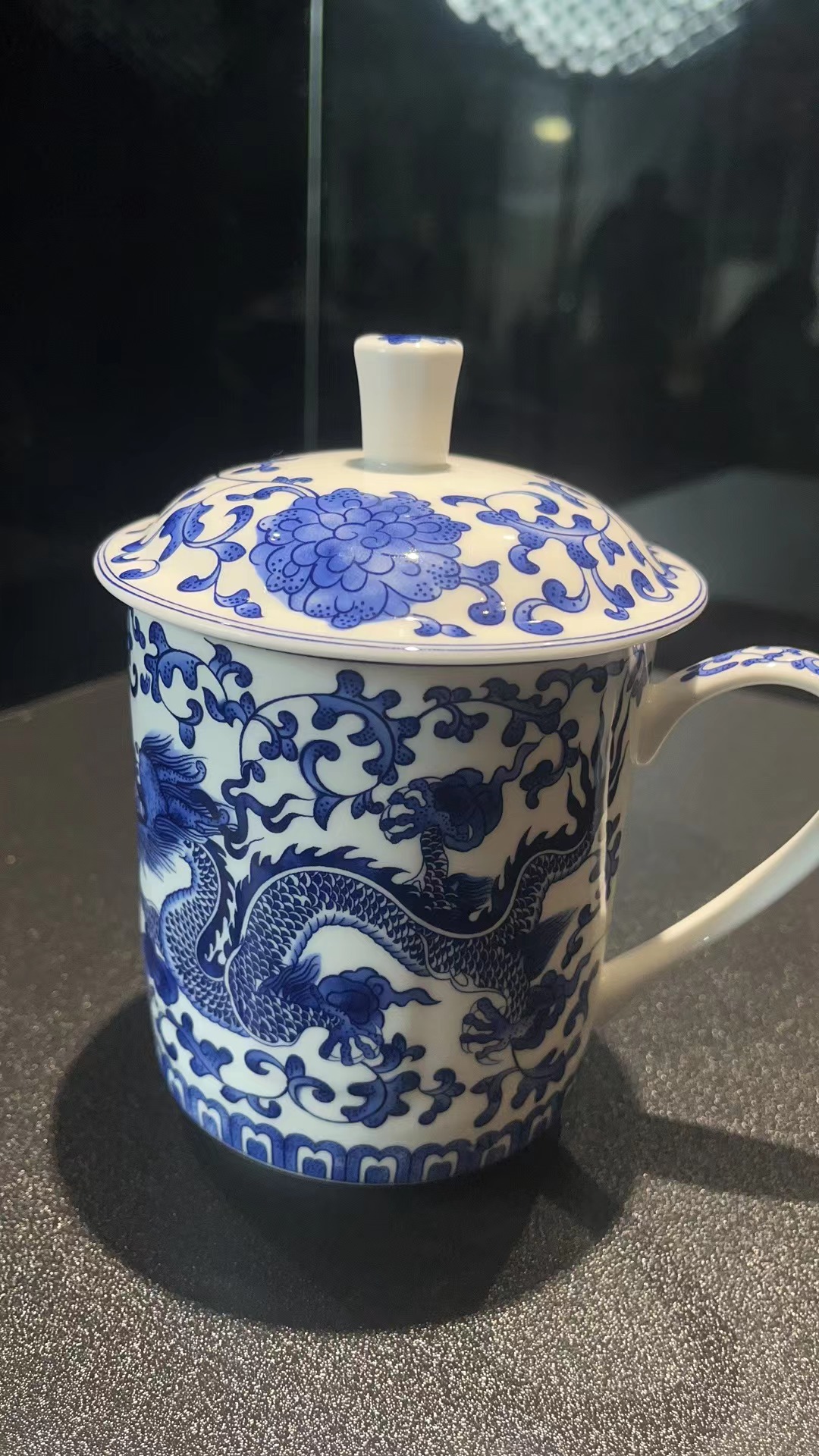 a00966/陶瓷青花双龙办公杯