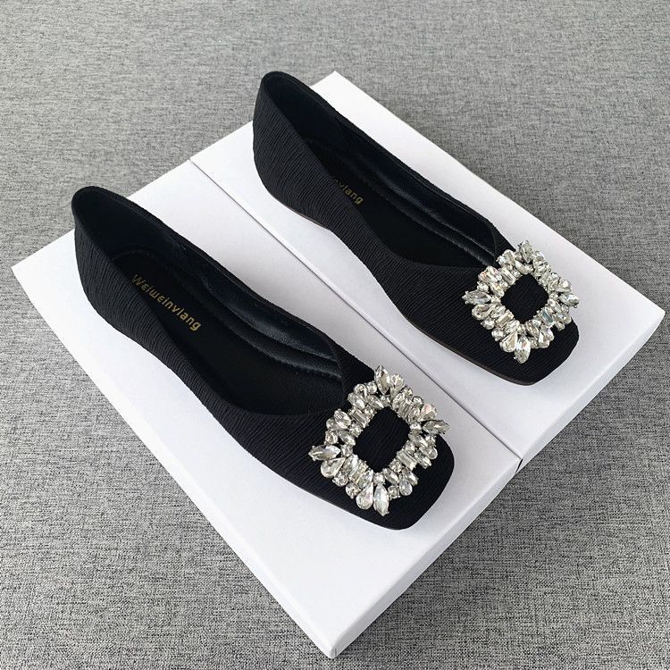 平底水钻豆豆单鞋女鞋子2023年早春新款法式通勤气质黑色奶奶瓢鞋