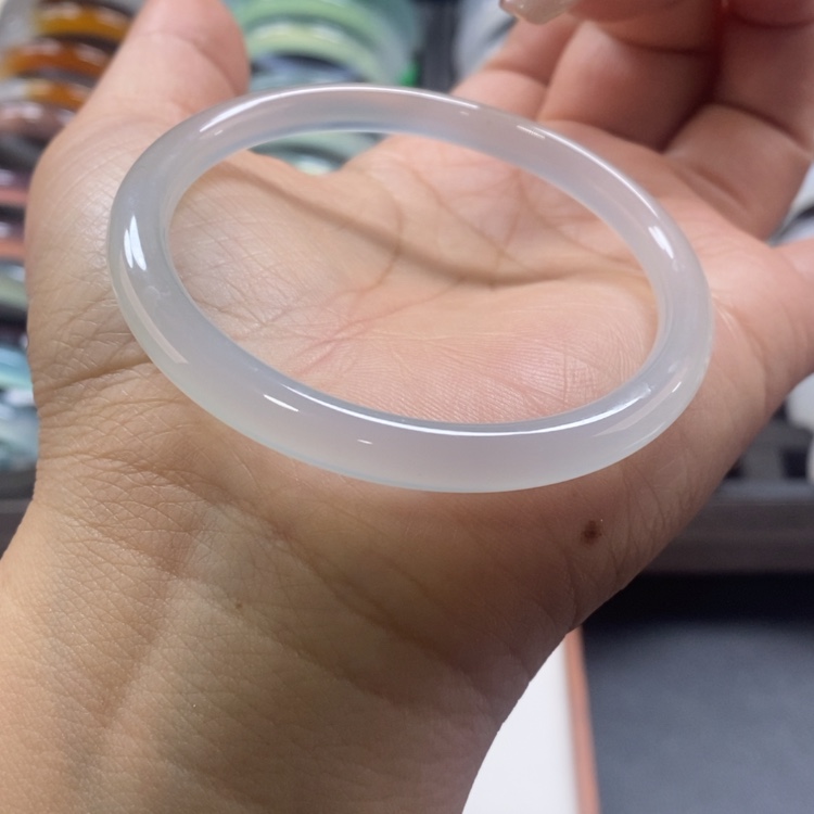 【闪购商品】玛瑙/玉髓手镯未镶嵌