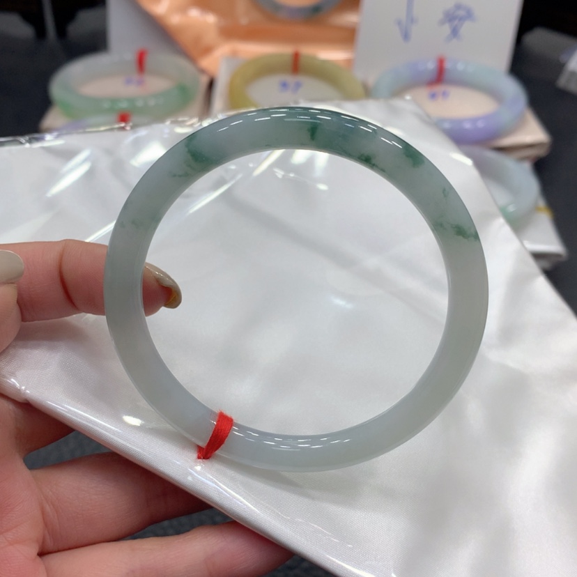 【闪购商品】翡翠手镯未镶嵌