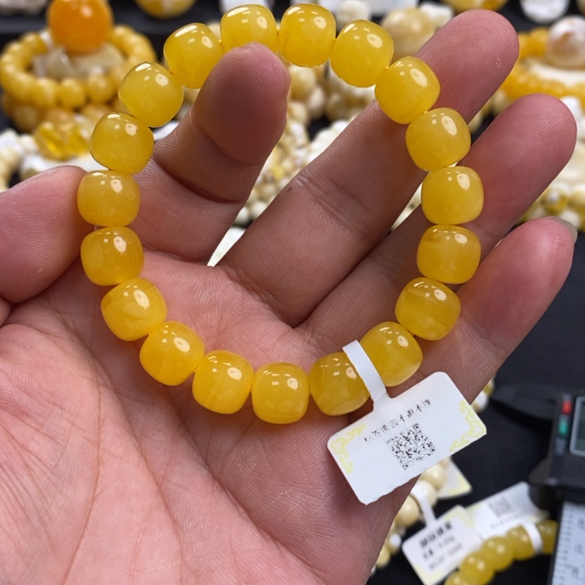 【闪购商品】琥珀颈饰未镶嵌p****3