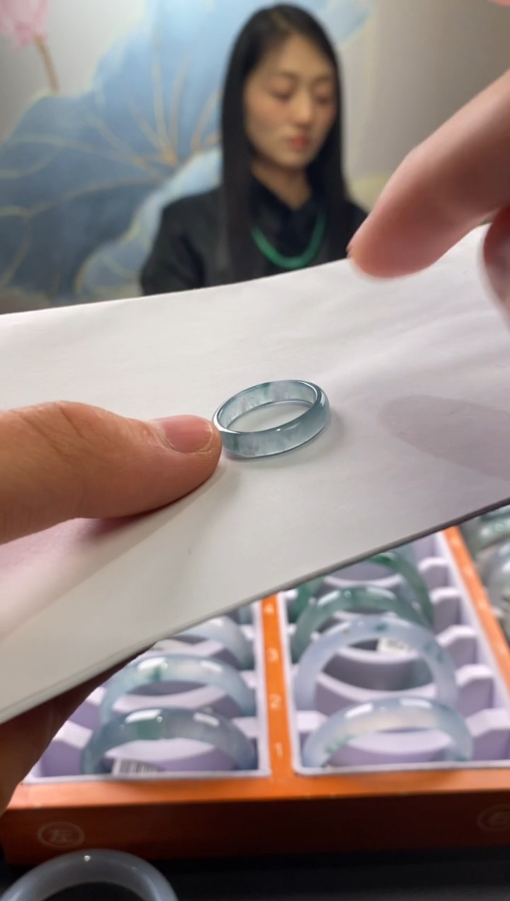 【闪购商品】翡翠戒指未镶嵌18圈