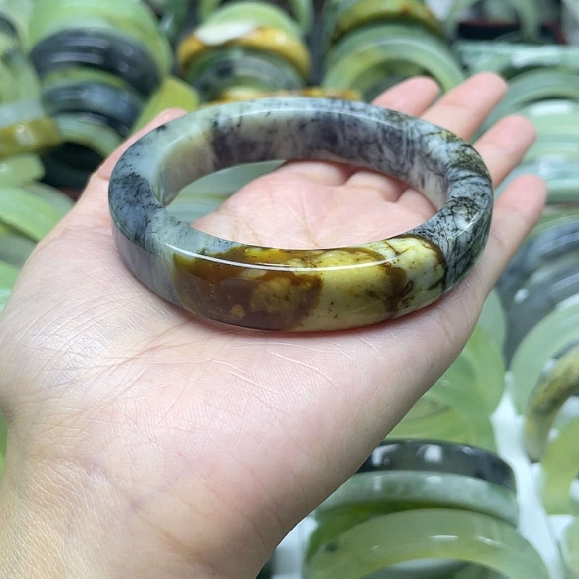 【闪购商品】蛇纹石玉手镯合金用****8