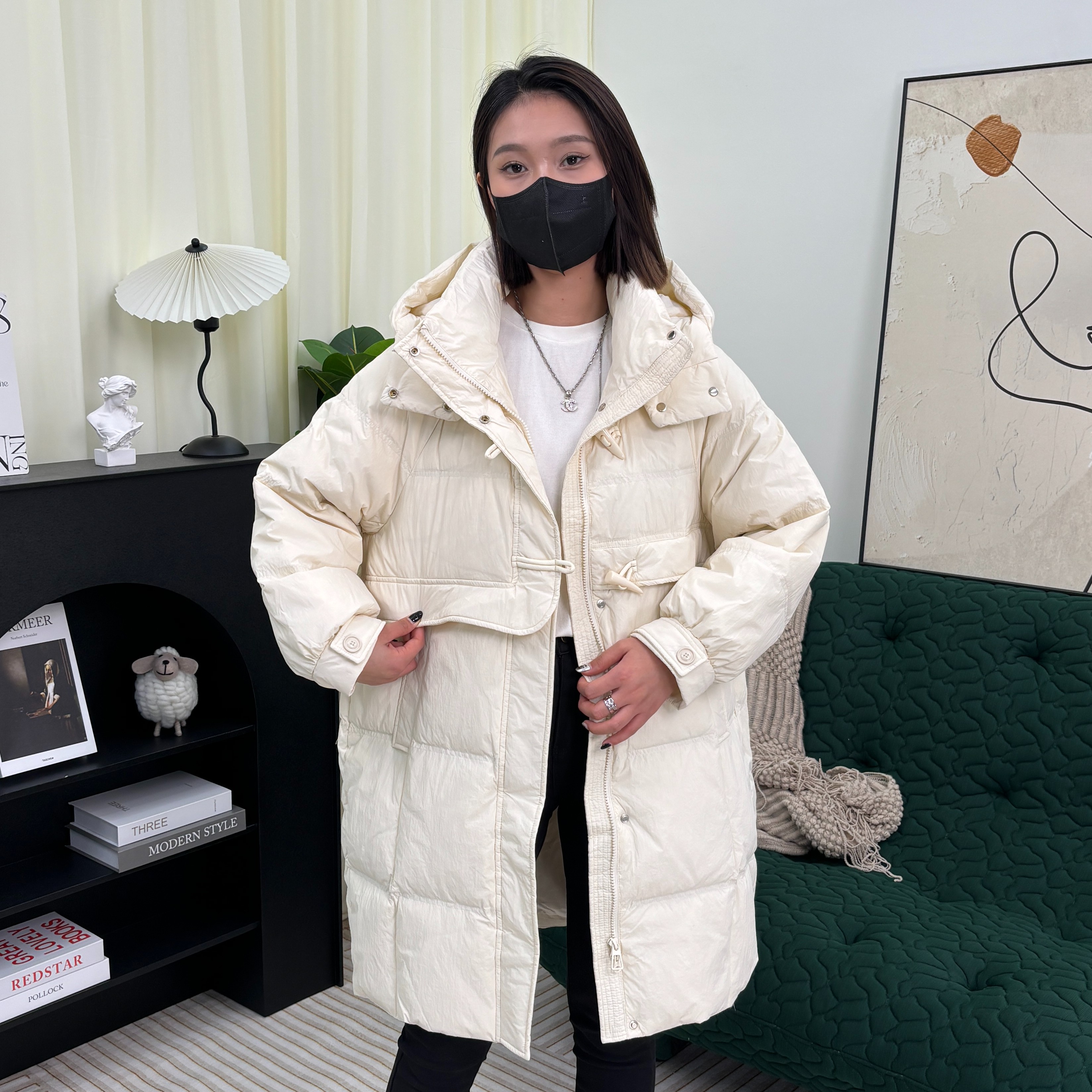 冬季新款白鸭绒羽绒服女中长款牛角扣韩系8223