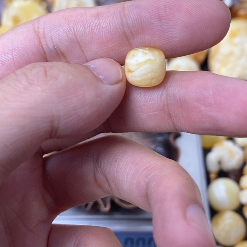 【闪购商品】琥珀裸石未镶嵌