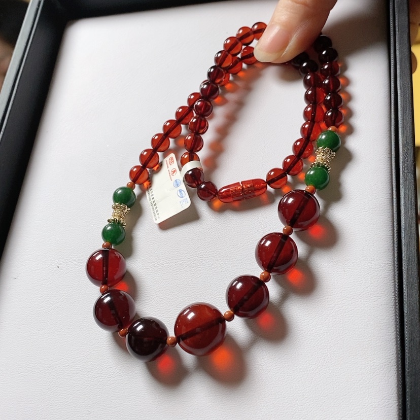 【闪购商品】琥珀颈饰未镶嵌