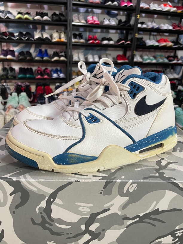 41码260/Nike Air Flight 89 气垫夜光篮球鞋/公价1646 底边刮蹭