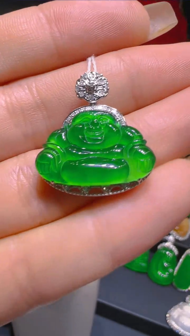 【闪购商品】翡翠吊坠赠链18K金镶嵌 多样性发货