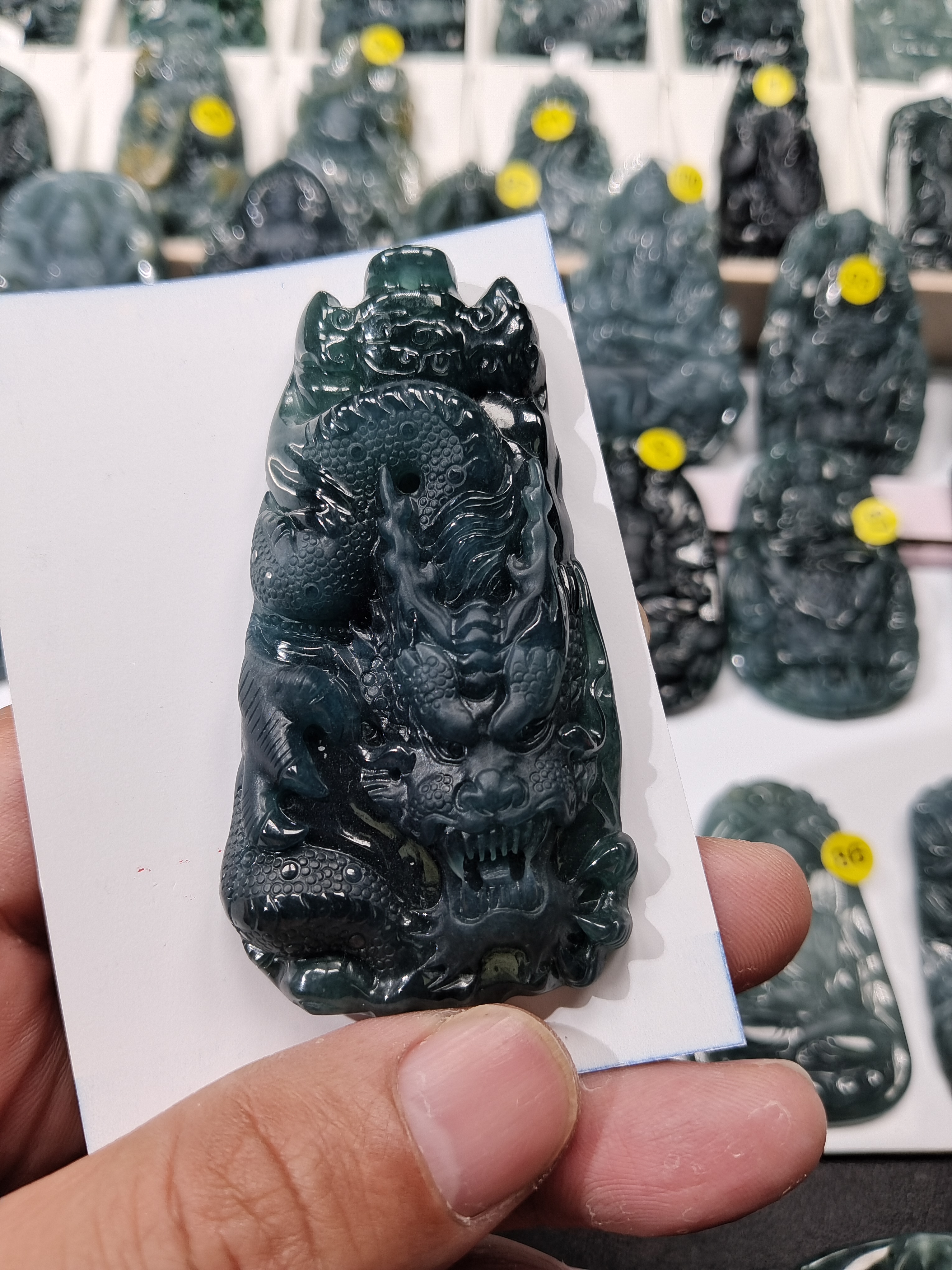 纯天然翡翠《龙牌》挂件