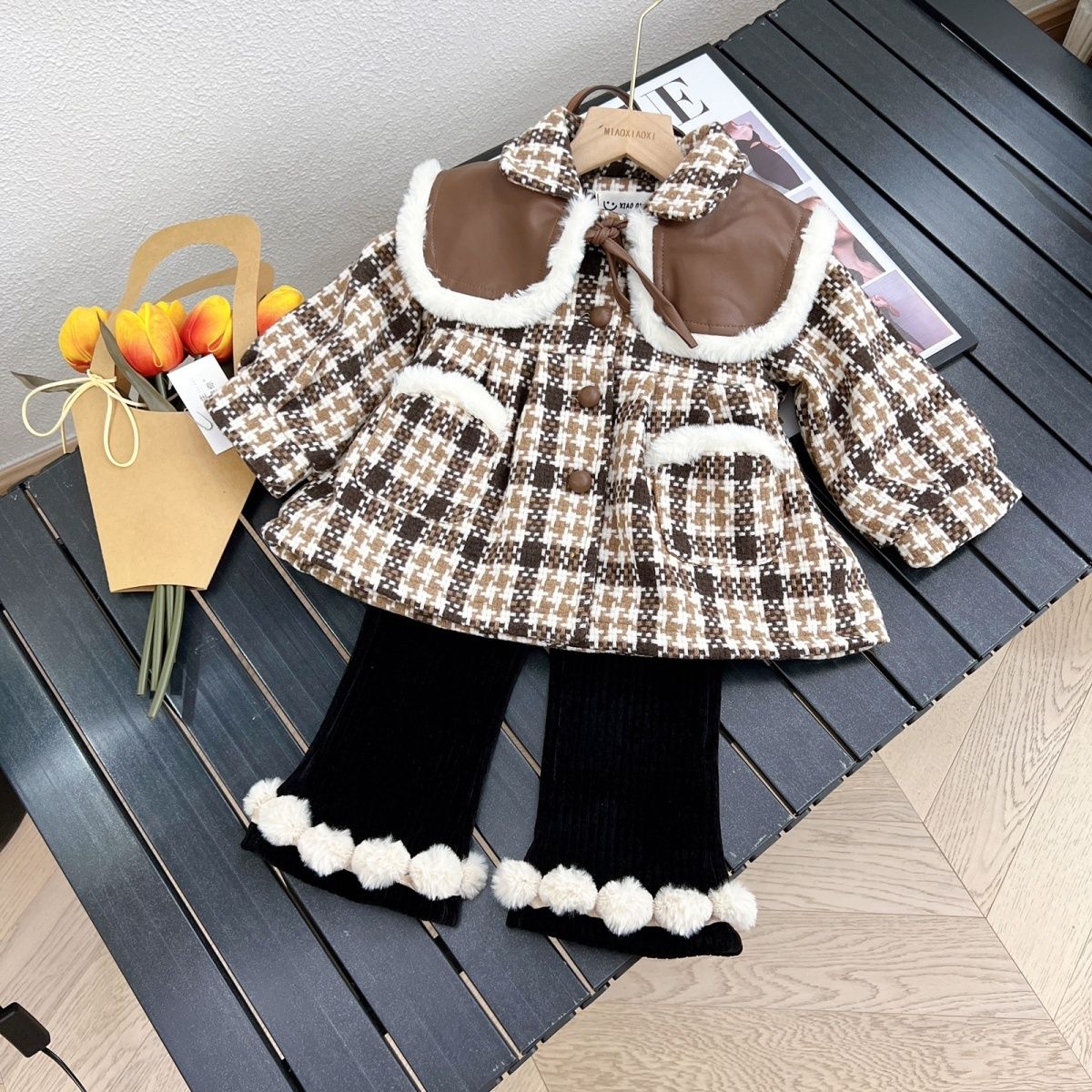 女童冬款套装2023新款洋气韩版加绒加厚童装儿童小香风呢子两毛呢