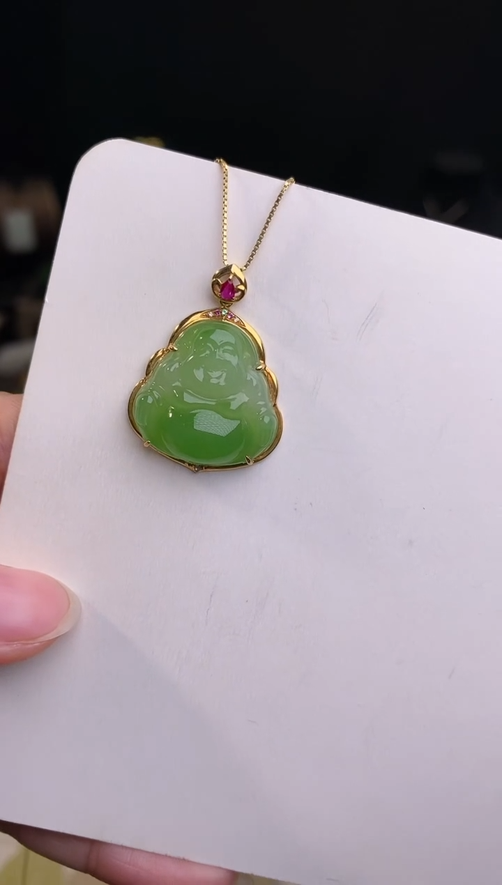 【闪购商品】和田玉颈饰18K金镶嵌碧玉白加绿佛公