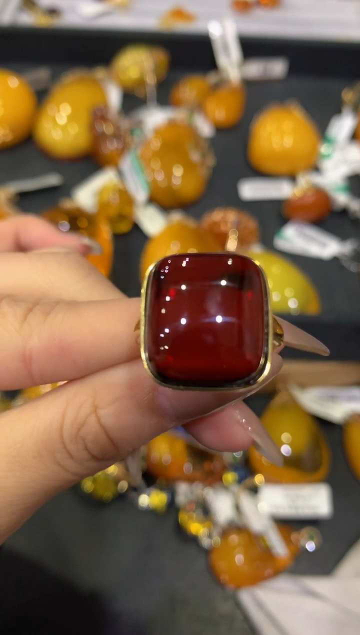 【闪购商品】血珀戒指银S925镶嵌31多人多样性随机发货1件