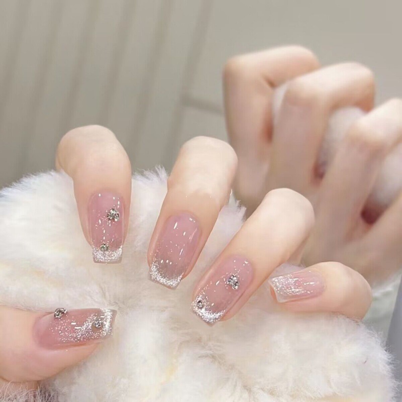 纯手工光疗穿戴甲短梯法式堆钻穿戴甲成品重复使用美甲贴片