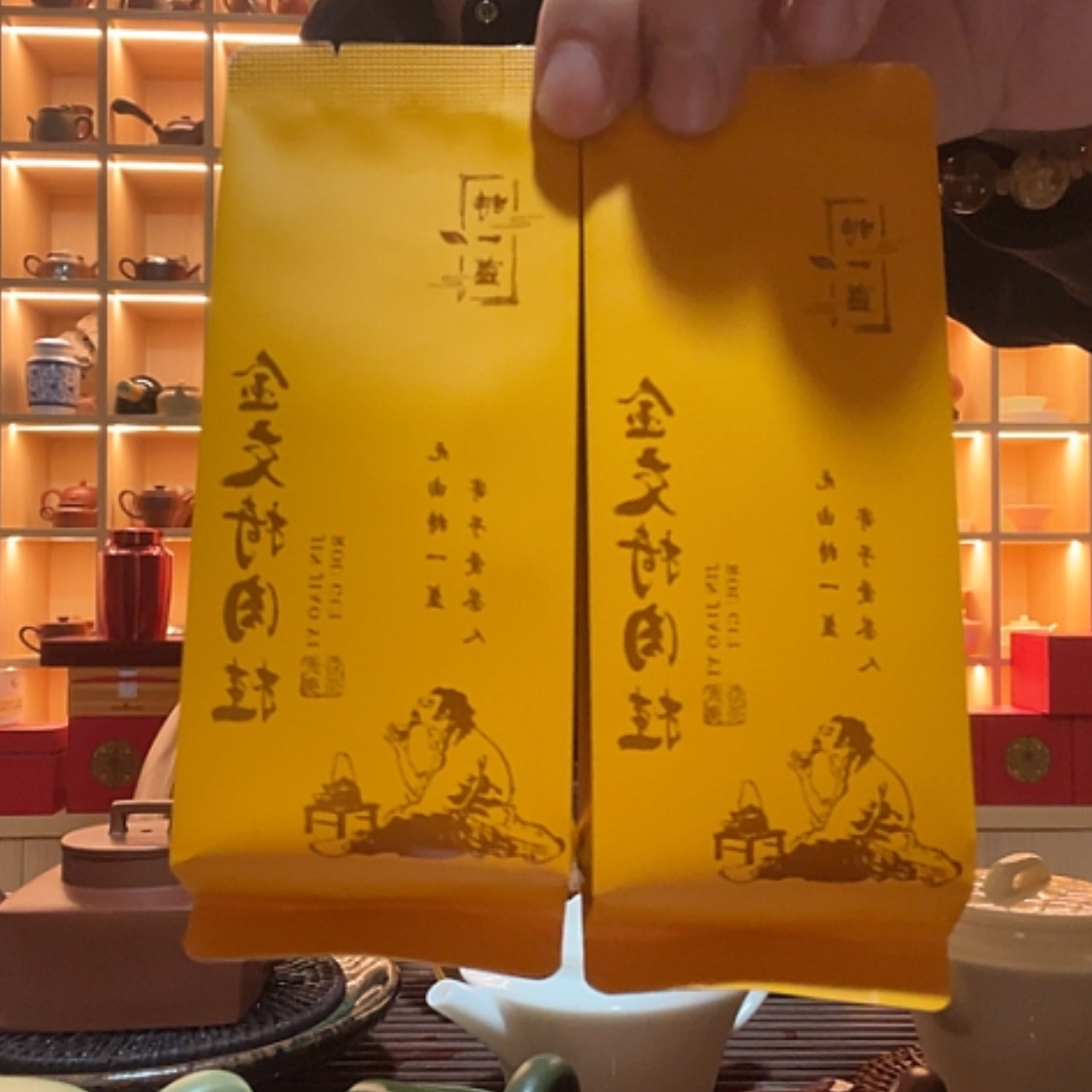 【闪购商品】玻璃茶宠乌*