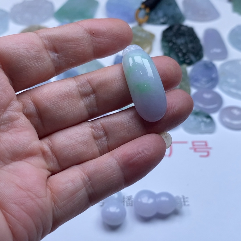【闪购商品】翡翠颈饰未镶嵌