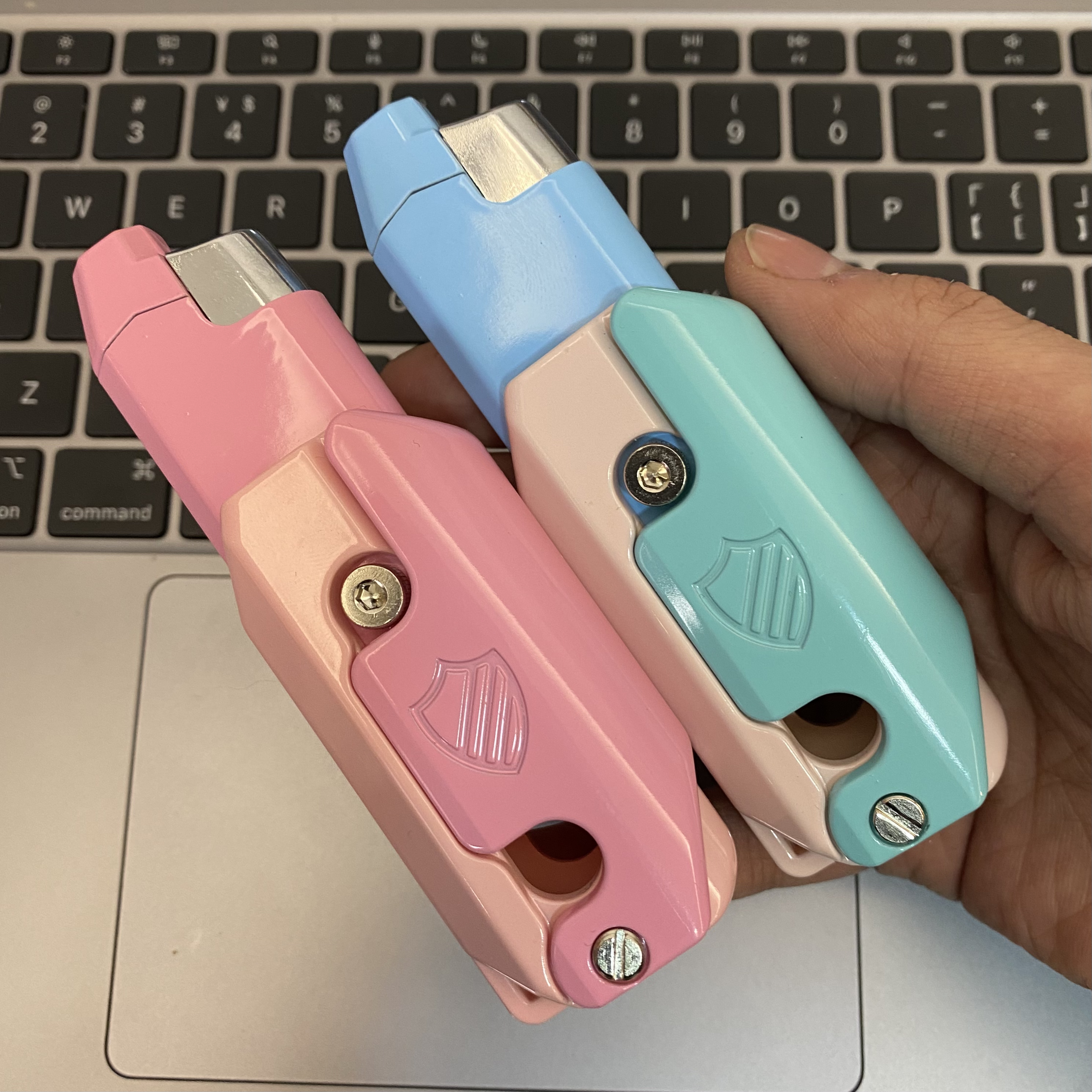 萝卜打火机新款变形创意防风打火机可伸缩折叠点火器网红打火机