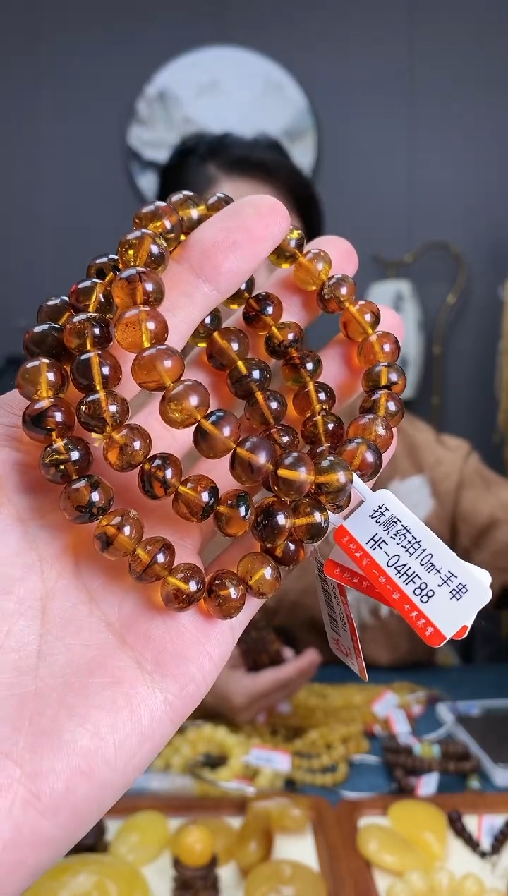 【闪购商品】琥珀手串未镶嵌10+手串（多样式发其一）