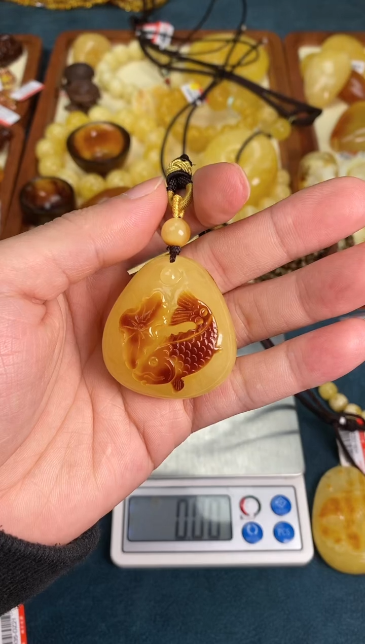 【闪购商品】琥珀颈饰未镶嵌吊坠
