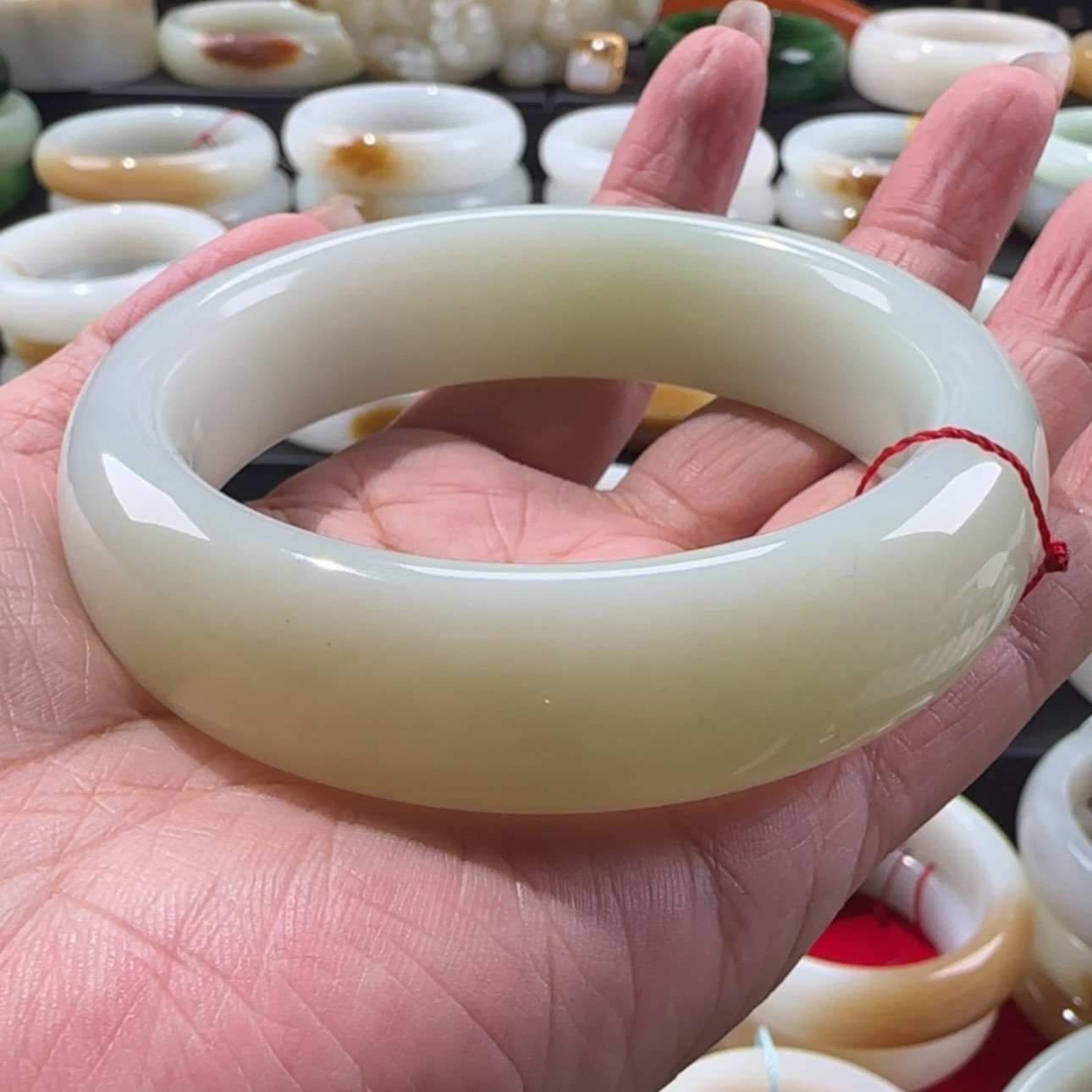 【闪购商品】和田玉手镯未镶嵌C***s