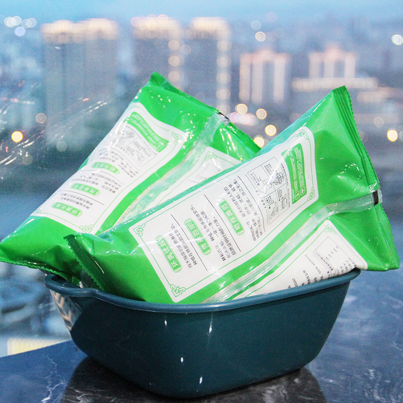 到手一包700g      虾田mi----------由秋季男士运动板鞋商家补贴