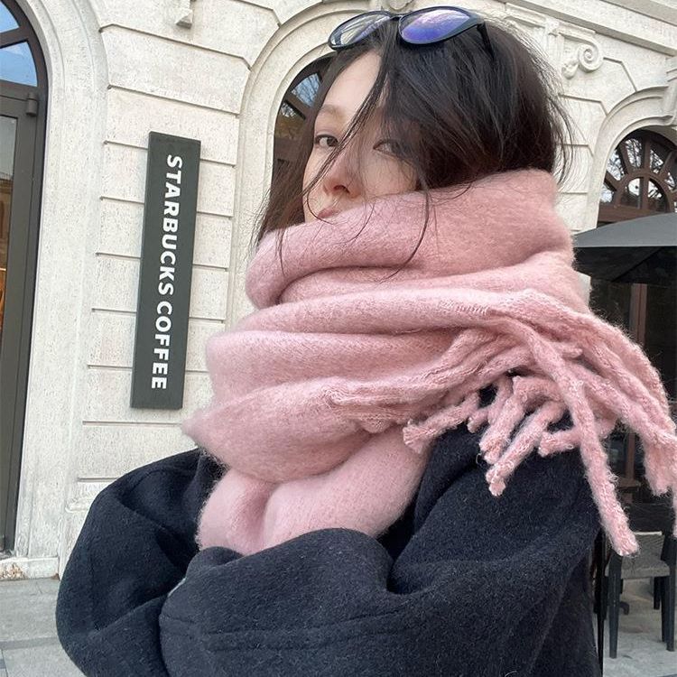够洋气级色秋冬绒绒手感长条保暖流苏刷毛大围巾女纯色百搭女