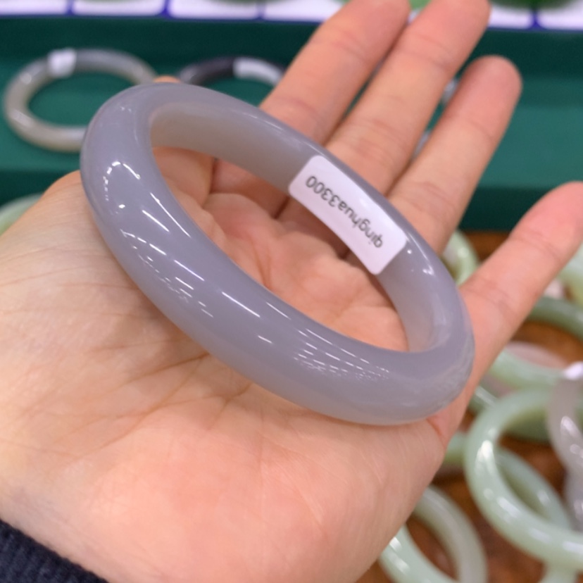 【闪购商品】和田玉手镯5556圈口未镶嵌