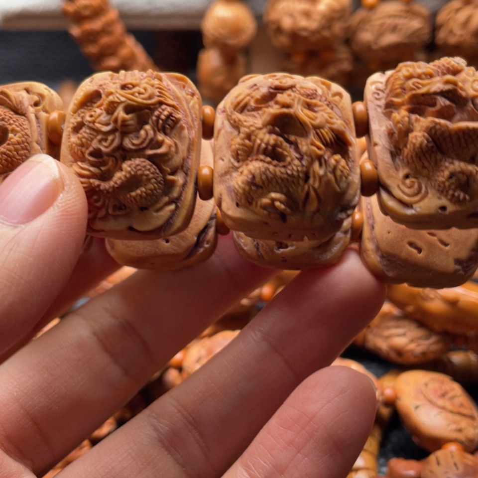 【闪购商品】明盘龙手牌