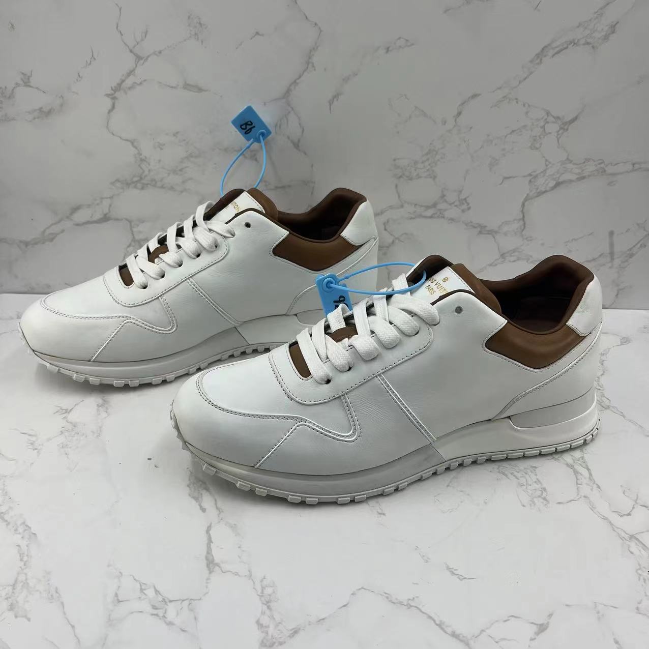 [聚星折扣]LouisVuitton/路易威登二手男士白色休闲时尚运动鞋40