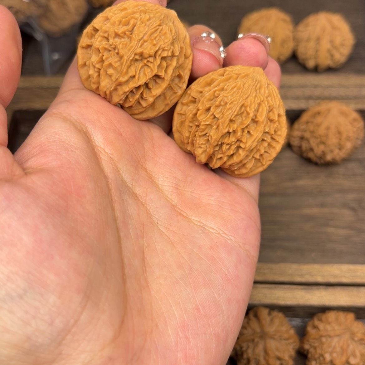 【闪购商品】桃核吊坠