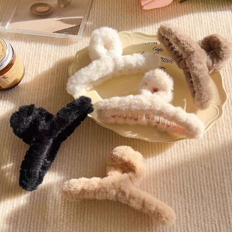 毛毛抓夹【2.05到手2个】不指定颜色发夹鲨鱼夹毛毛居家厂家赞助