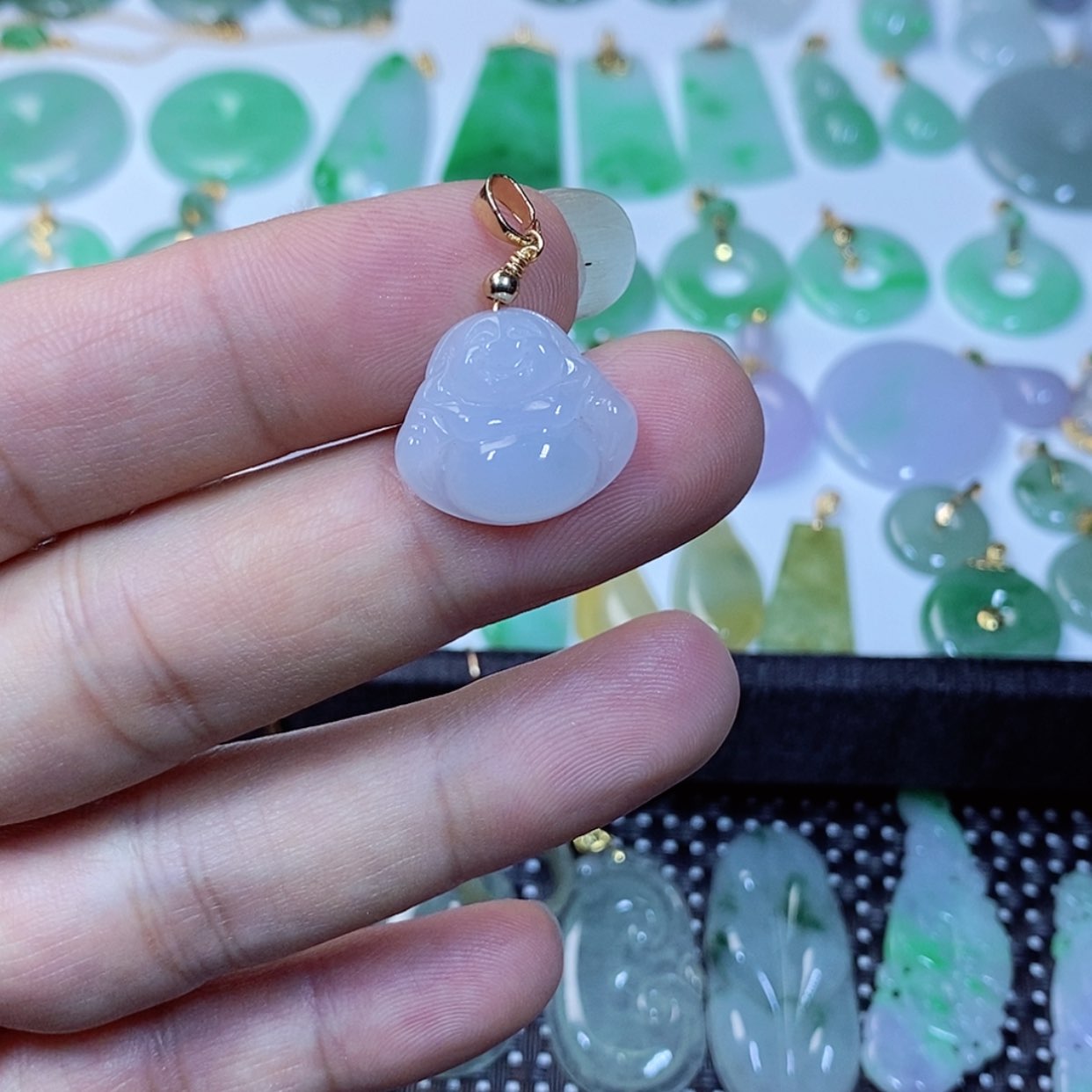 【闪购商品】翡翠颈饰未镶嵌