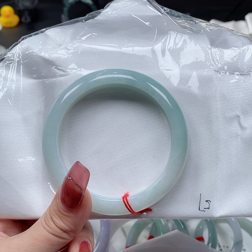 【闪购商品】翡翠手镯未镶嵌我****财