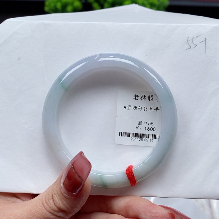 【闪购商品】翡翠手镯未镶嵌吖*