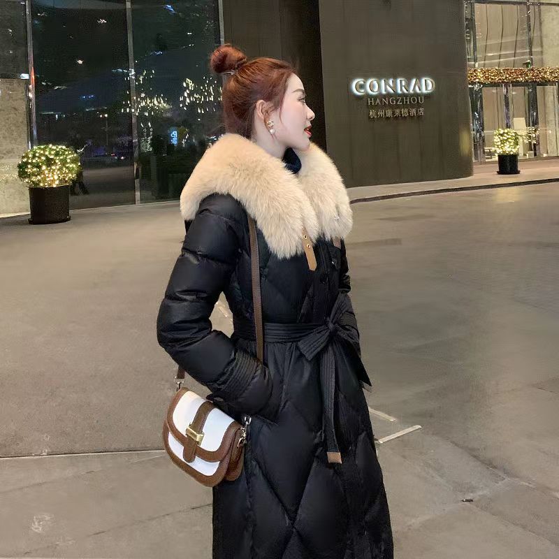 羽绒服新款爆款正品羽绒女时尚洋气中长款过膝大毛户外运