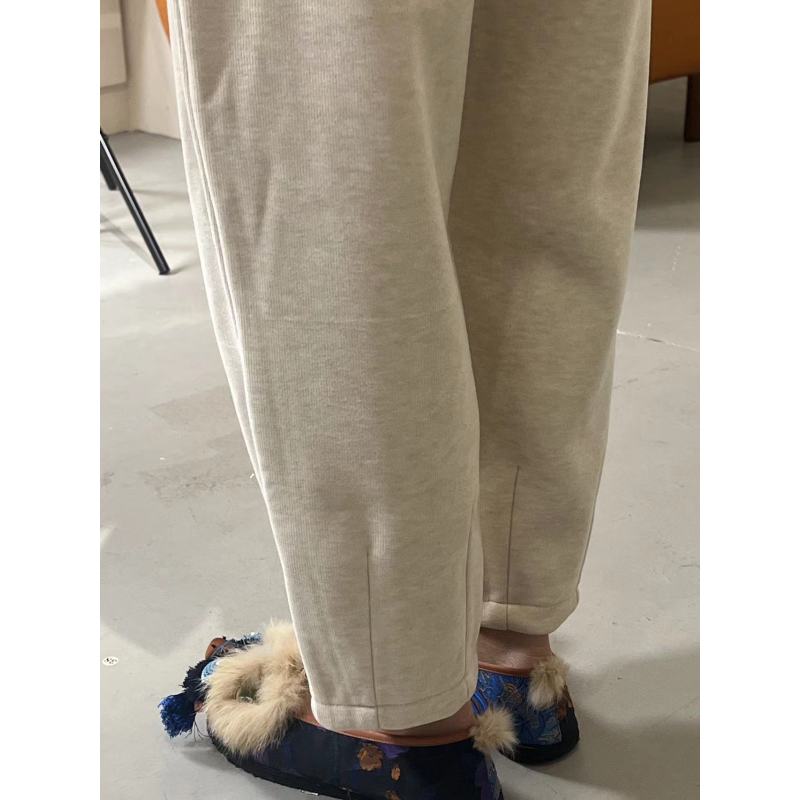 纯色松紧腰针织百搭休闲裤