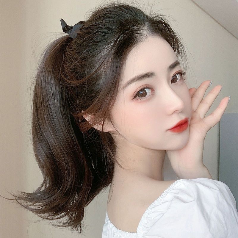 马尾假发超自然微翘马尾绑带式自然内扣蓬松微卷发网红假马尾短款