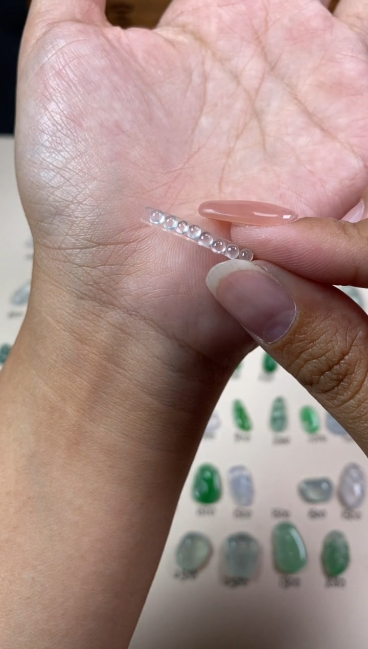 【闪购商品】翡翠蛋面未镶嵌翡翠蛋面