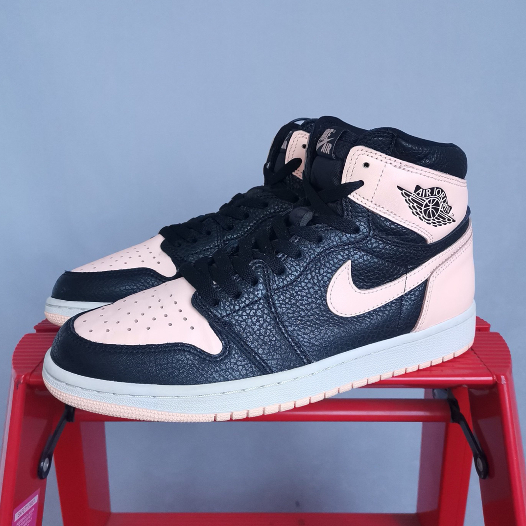 Aj1黑粉43码原盒 穿着不多 鞋头满星 KK1644