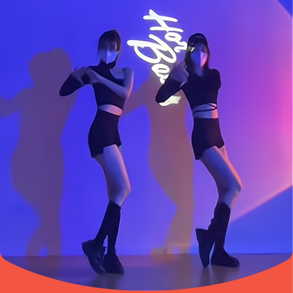 长腿性感美女 红包封面动态音乐新款创意红包皮肤封面 设计服务