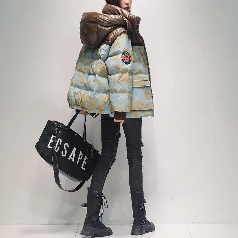 反季新款女士短款羽绒服2023年韩版迷彩工装拼色连帽显瘦冬外套潮