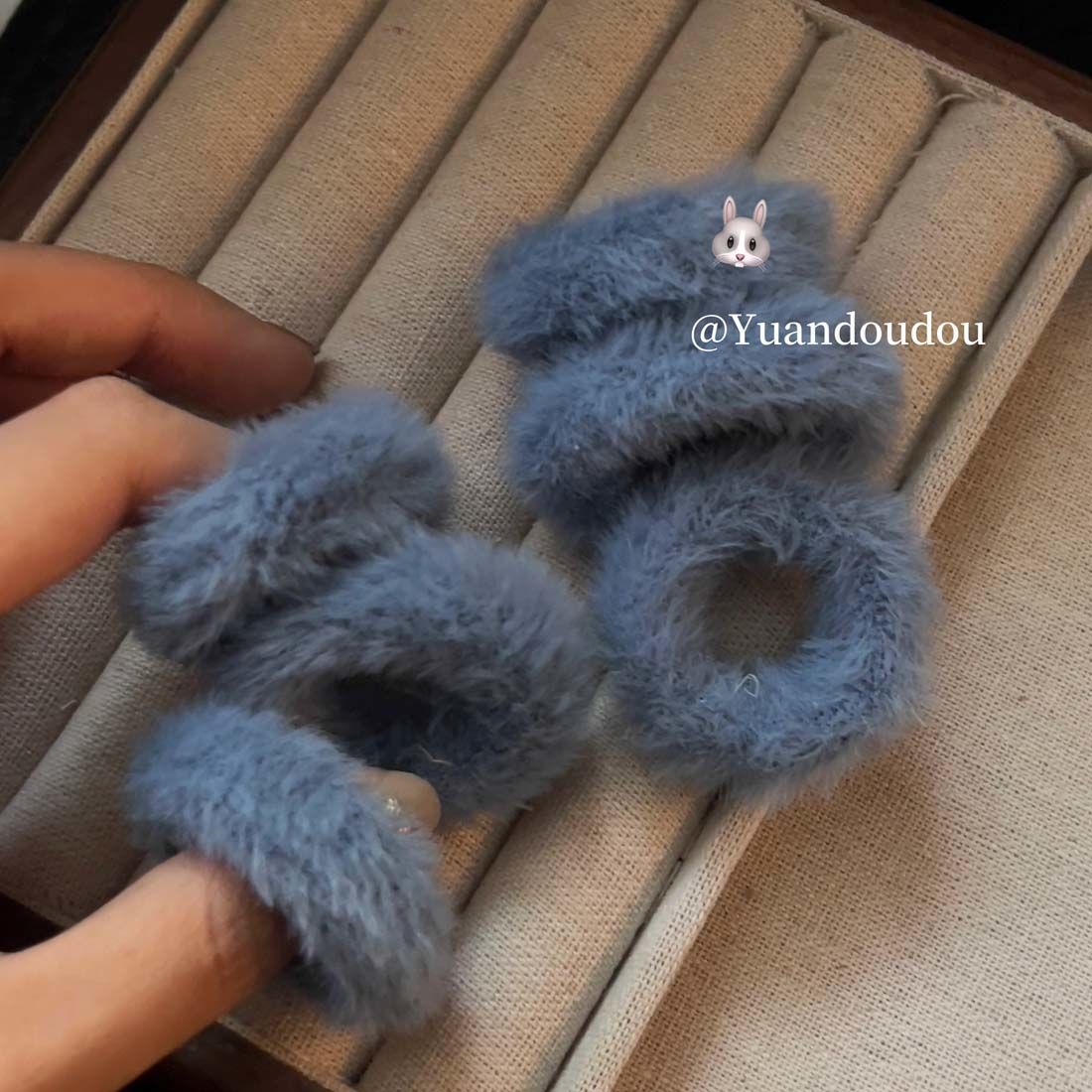 秋冬毛绒发圈无痕头绳橡皮筋高弹耐用扎发发圈女生丸子头马尾头圈