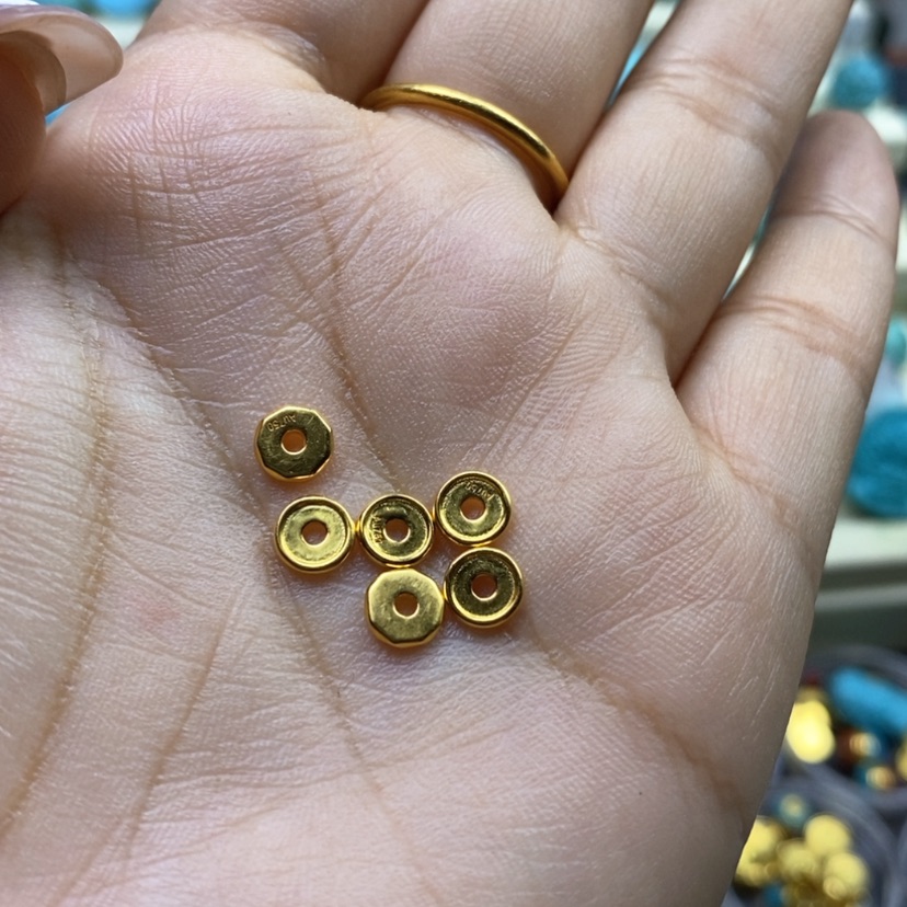 【闪购商品】绿松石颈饰18K金镶嵌小**I