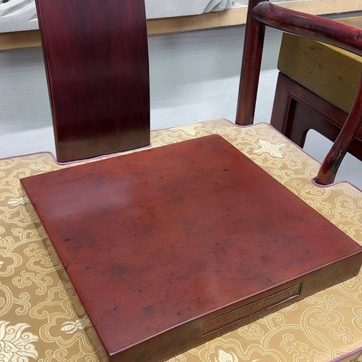 【闪购商品】砖砖雕30x30x4大漆小金砖