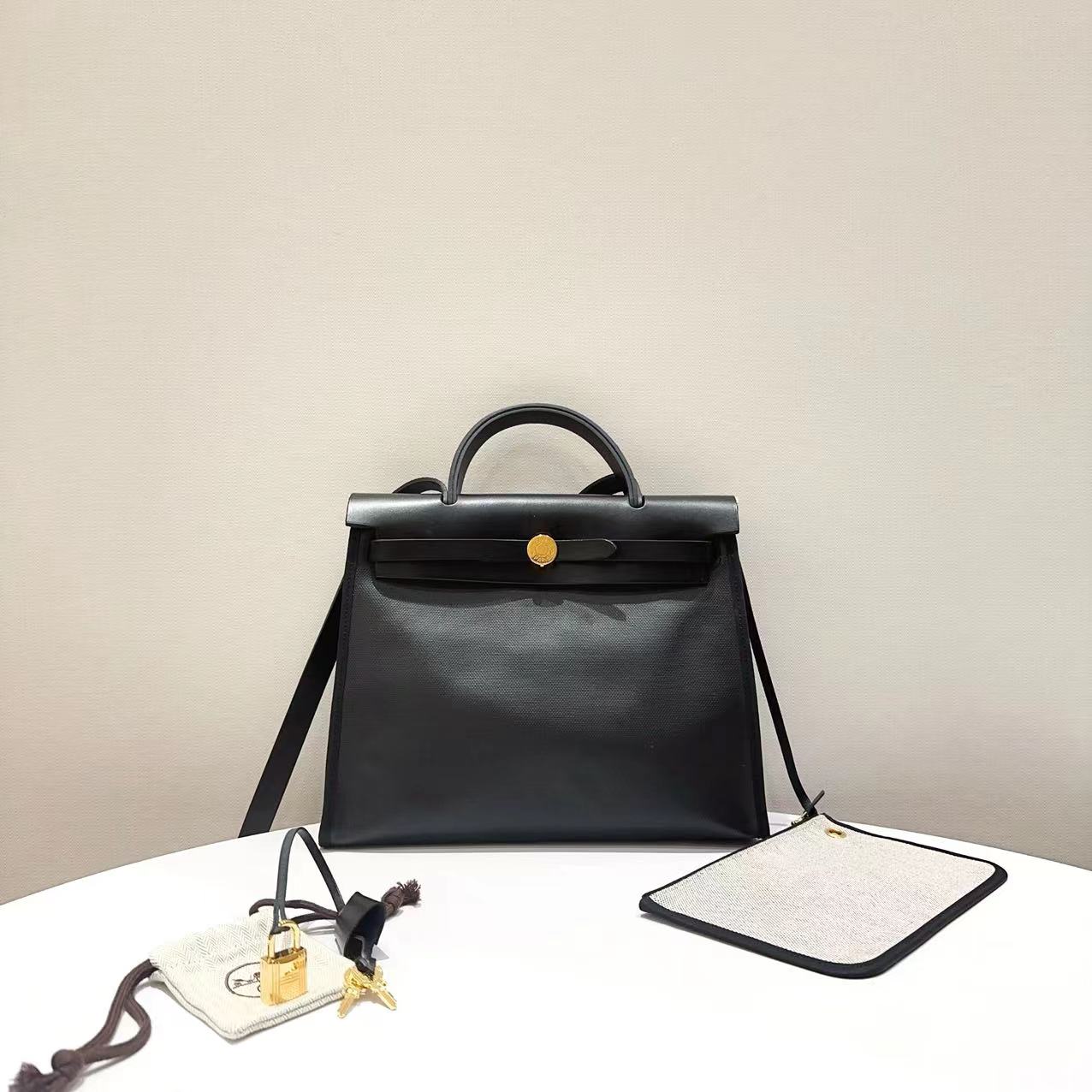99新  蓝总福利/Hermes爱马仕/黑色防水布  herbag31 手提 斜跨包