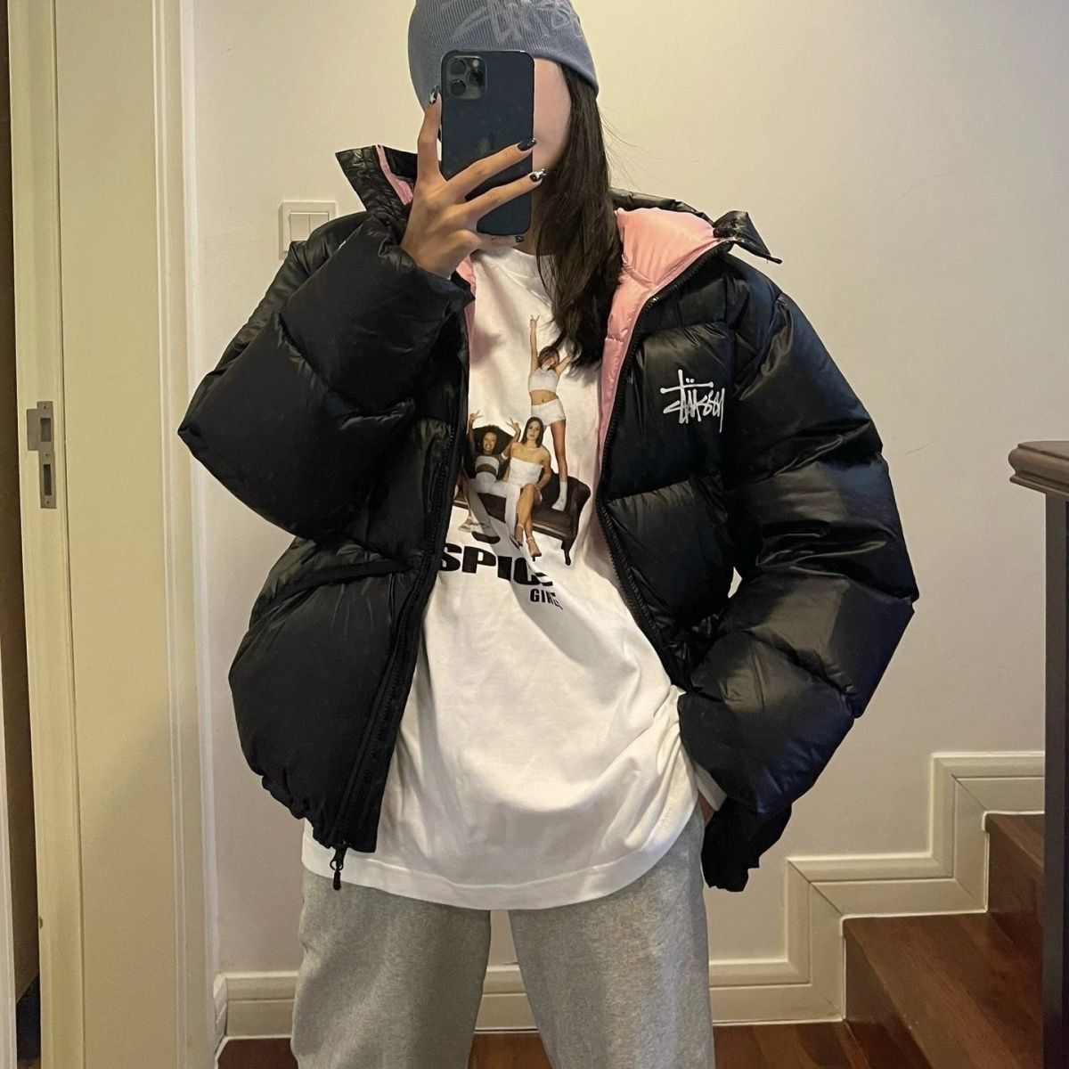 90白鸭绒冬季男女同款斯图西加厚保暖连帽短款羽绒服情侣