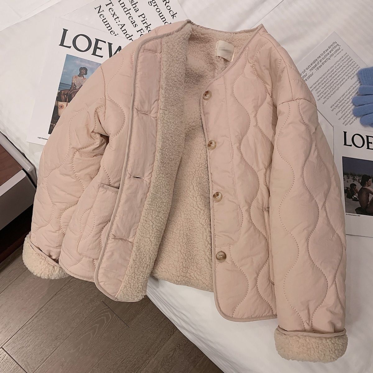 冬季粉色羊羔绒羽绒服女2023年冬季新款韩版加厚圆领羊羔毛外套棉