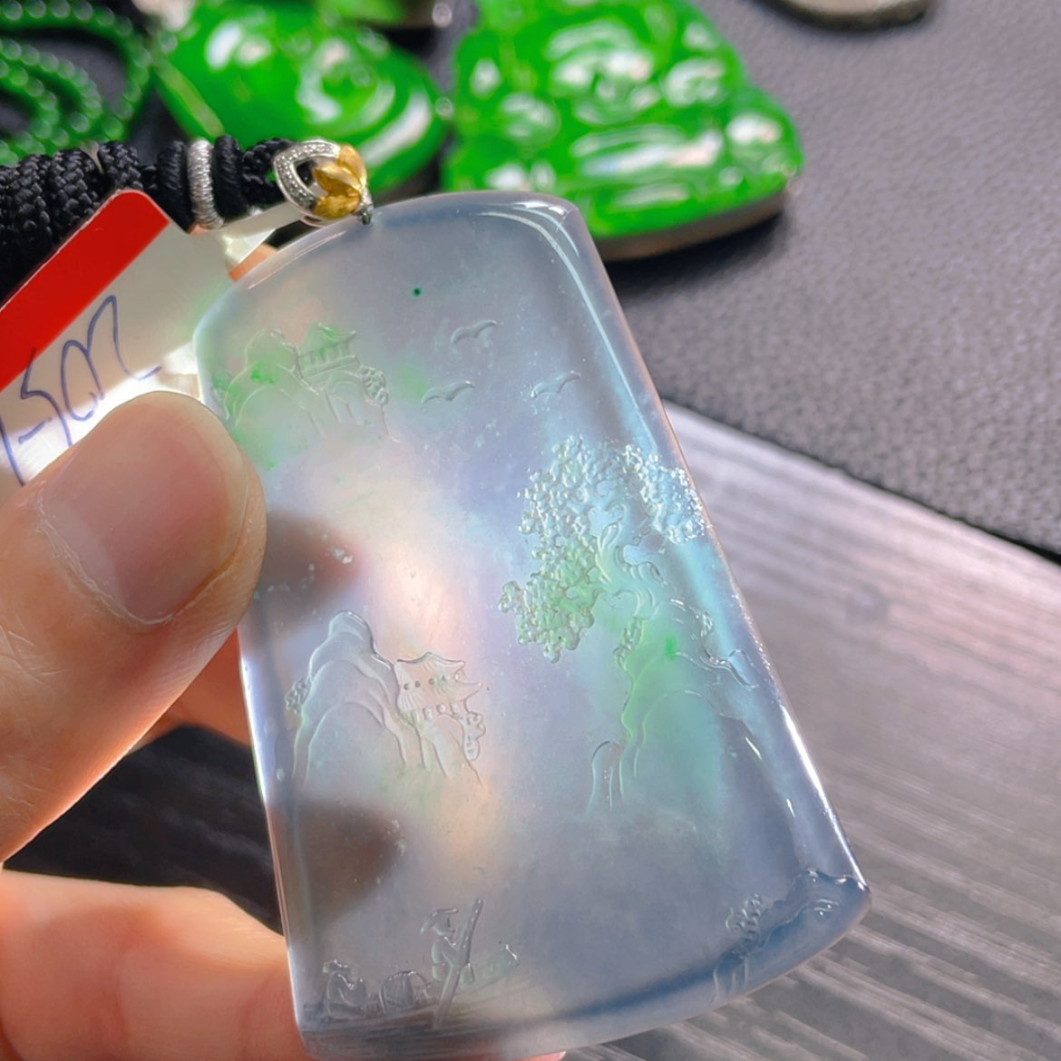 【闪购商品】翡翠颈饰18K金镶嵌37