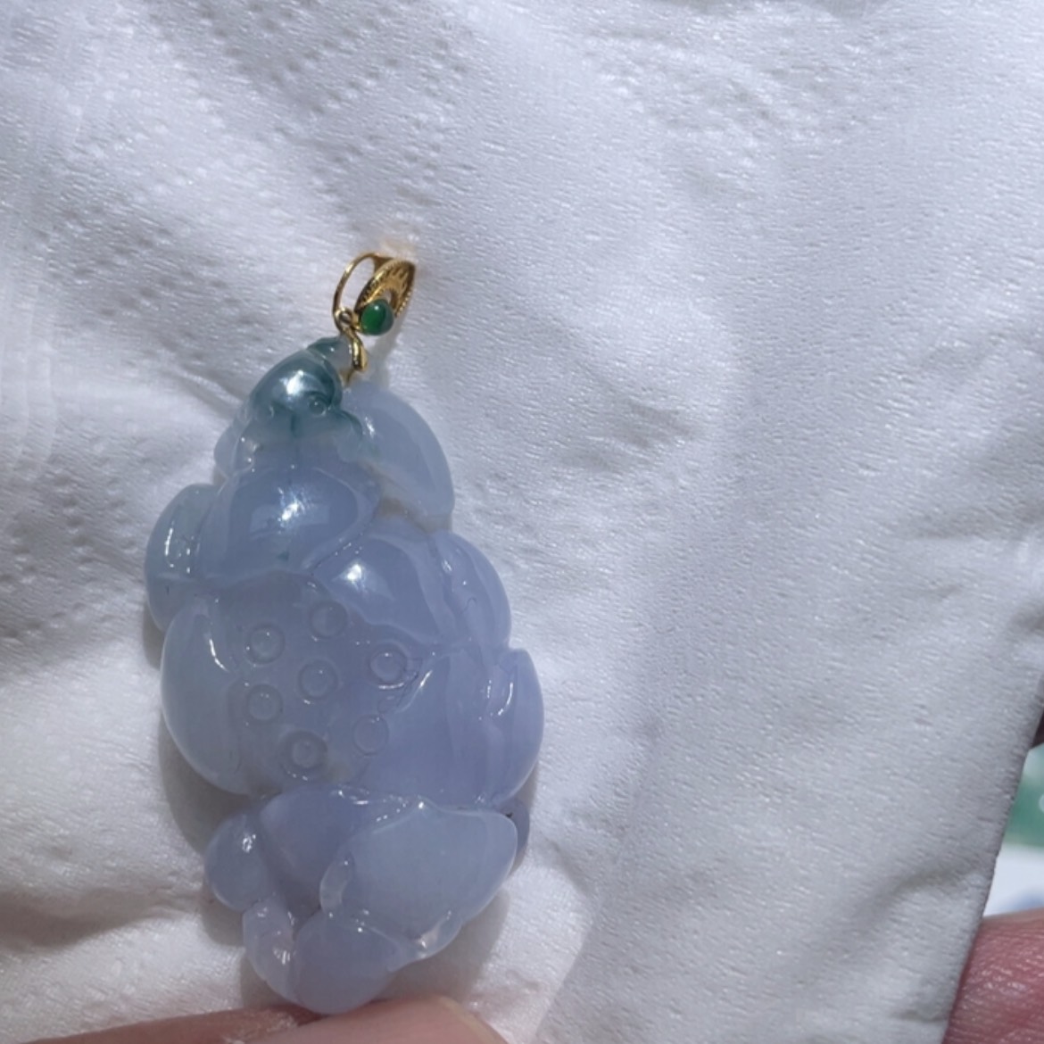【闪购商品】翡翠颈饰18K金镶嵌得**然