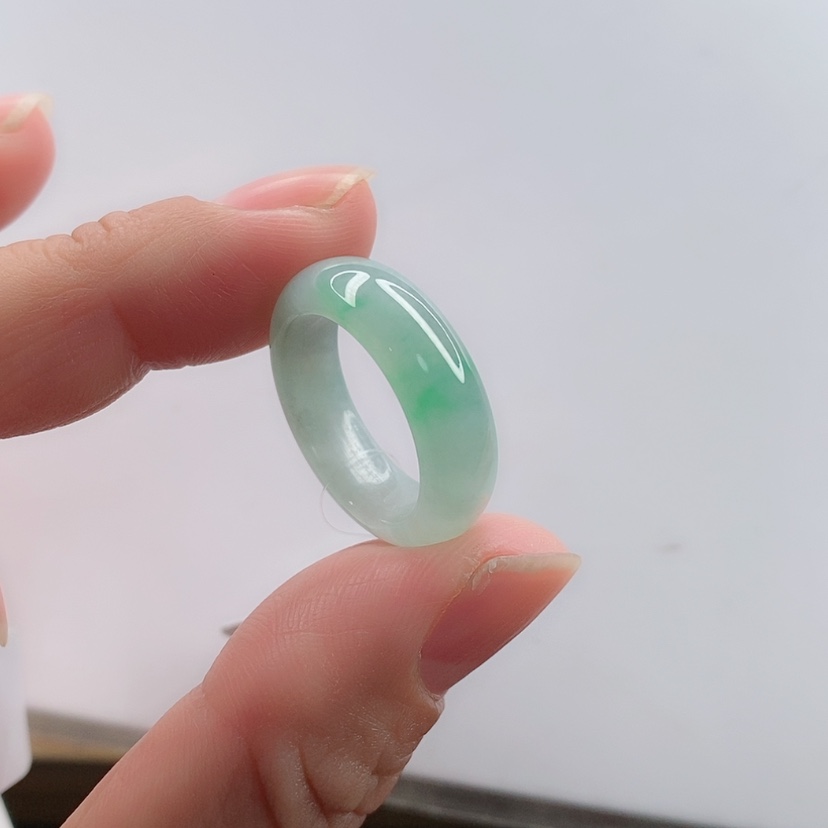 【闪购商品】翡翠戒指未镶嵌滨*。